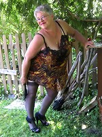 GirdleGoddess-The Great OutdoorsPictures